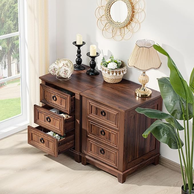 Farmhouse Night Stand Set of 2, 18" End Table with 3 Drawer Metal Handle, Dresser for Bedroom, Sofa Bed Side Table Chest of Drawers,Wood Nightstand Cabinet for Organizer, Living Room-Brown